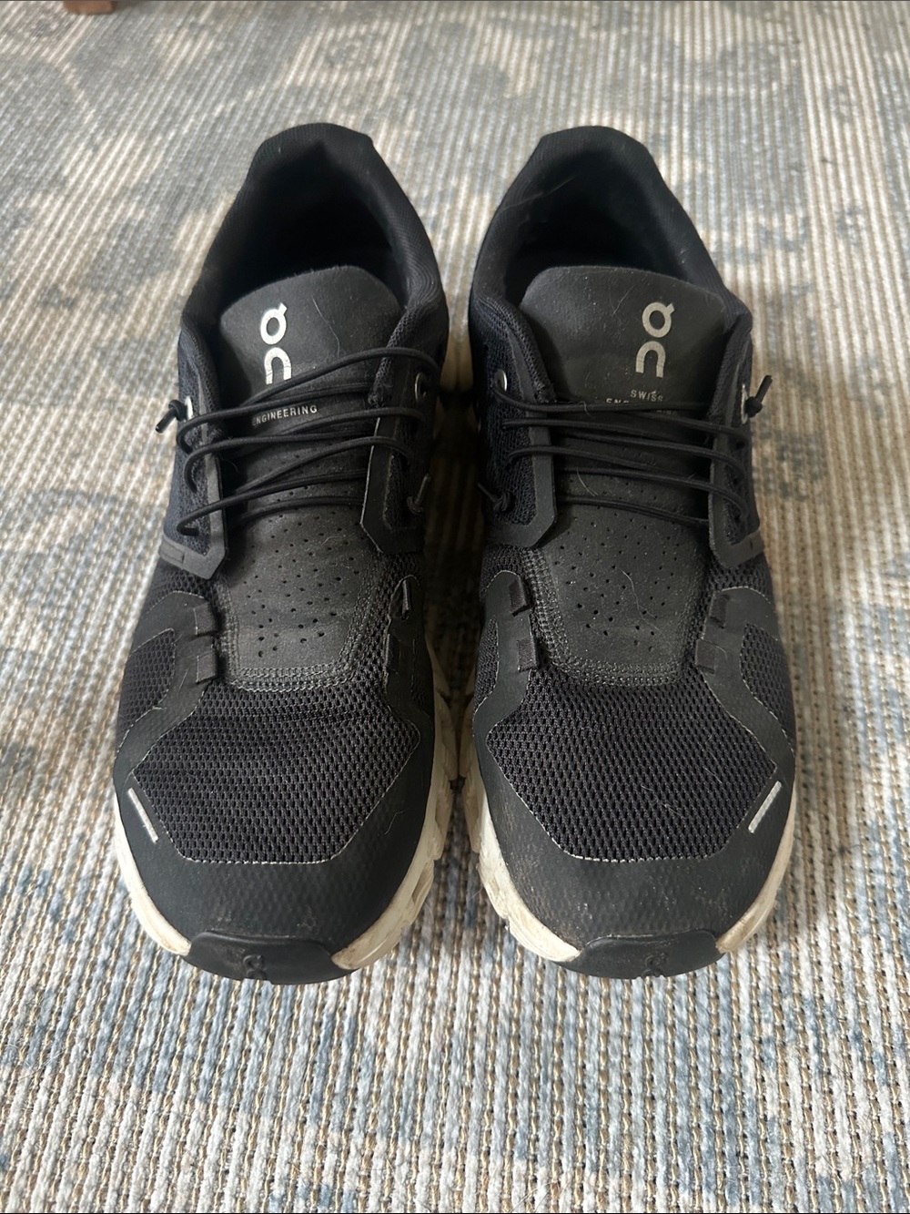 On Running Cloud Women’s Athletic Shoes - Black with White Sole